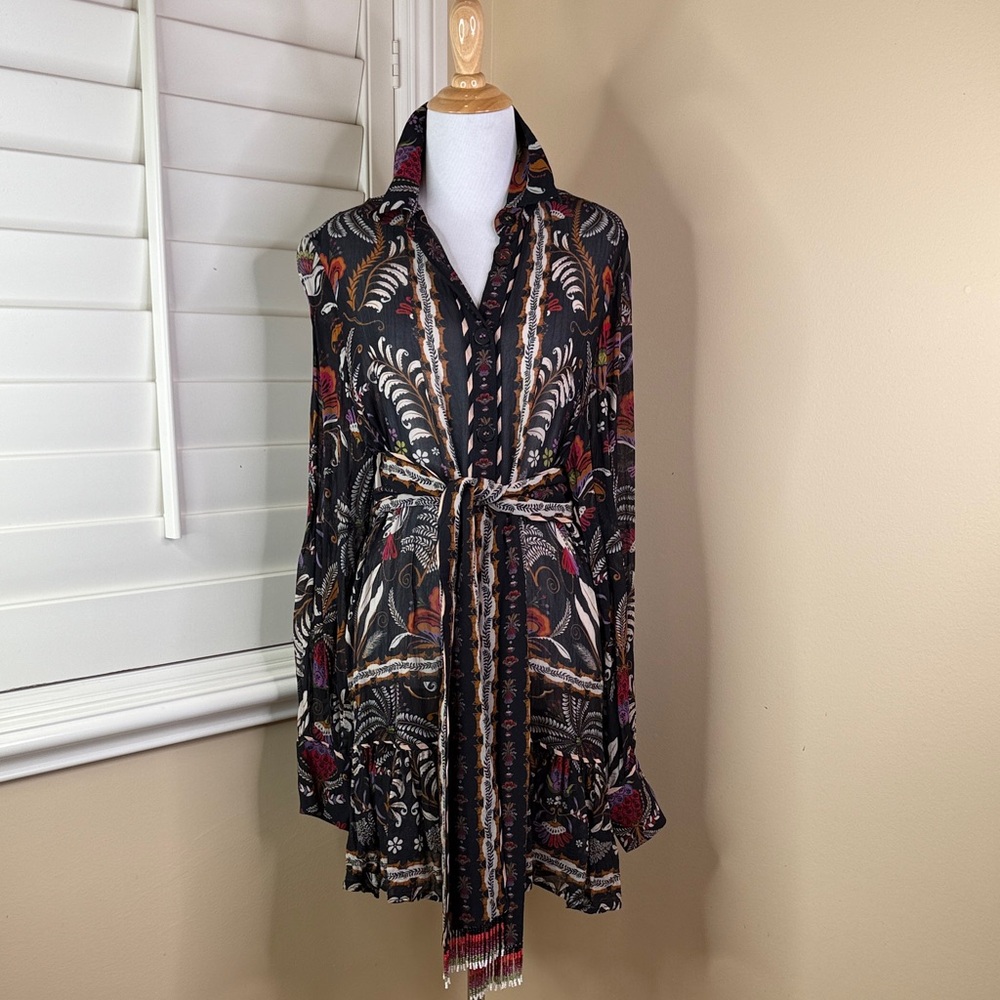 FARM Rio Black Multicolor Printed Belted Mini Dress